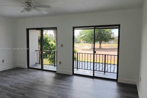 Купить таунхаус в Хайалиа, Флорида 2 спальни, 148.64м2, № 2065119 - фото 6