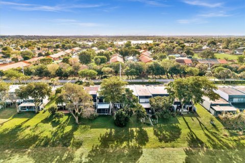 Купить таунхаус в Хайалиа, Флорида 2 спальни, 148.64м2, № 2065119 - фото 29