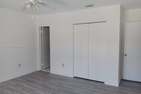 Купить таунхаус в Хайалиа, Флорида 2 спальни, 148.64м2, № 2065119 - фото 7