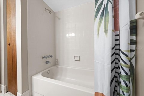 Villa ou maison à vendre à Ocala, Floride: 2 chambres, 106.28 m2 № 1798523 - photo 28