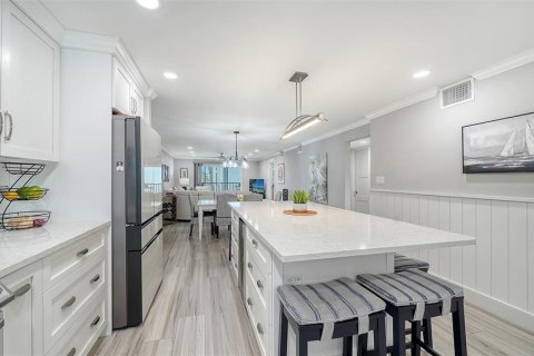 Copropriété à vendre à Sarasota, Floride: 2 chambres, 109.81 m2 № 2405395 - photo 19
