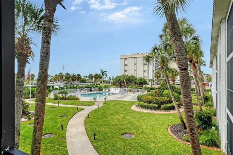 Copropriété à vendre à Sarasota, Floride: 2 chambres, 109.81 m2 № 2405395 - photo 11