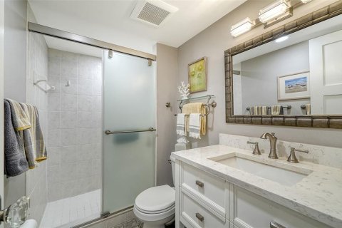 Copropriété à vendre à Sarasota, Floride: 2 chambres, 109.81 m2 № 2405395 - photo 23