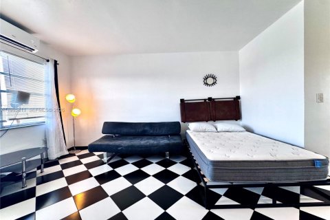 Condominio en alquiler en Miami Beach, Florida, 37.16 m2 № 2063176 - foto 22