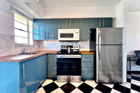 Condominio en alquiler en Miami Beach, Florida, 37.16 m2 № 2063176 - foto 5