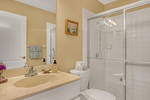 House in Delray Beach, Florida 3 bedrooms, 194.63 sq.m. № 2146987 - photo 30
