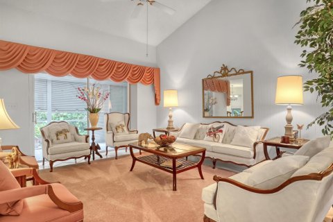 House in Delray Beach, Florida 3 bedrooms, 194.63 sq.m. № 2146987 - photo 7