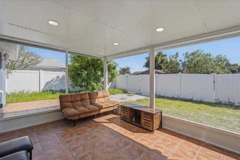 Immobilier commercial à vendre à Tampa, Floride: 2 chambres, 123.75 m2 № 2419219 - photo 28