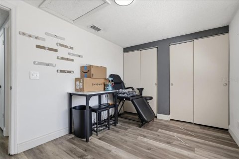 Immobilier commercial à vendre à Tampa, Floride: 2 chambres, 123.75 m2 № 2419219 - photo 21