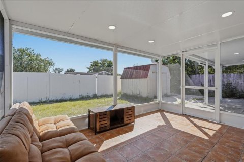 Immobilier commercial à vendre à Tampa, Floride: 2 chambres, 123.75 m2 № 2419219 - photo 29