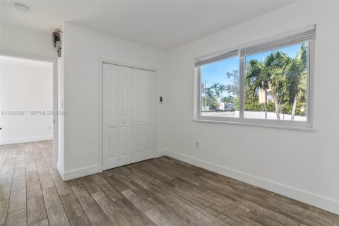 Apartamento en alquiler en Miami, Florida, 1 dormitorio, 55.74 m2 № 1993513 - foto 9