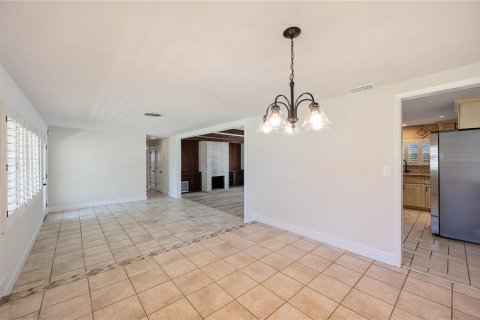 Villa ou maison à vendre à Lakeland, Floride: 4 chambres, 158.03 m2 № 2416682 - photo 13