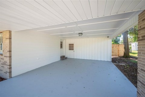 Villa ou maison à vendre à Lakeland, Floride: 4 chambres, 158.03 m2 № 2416682 - photo 20