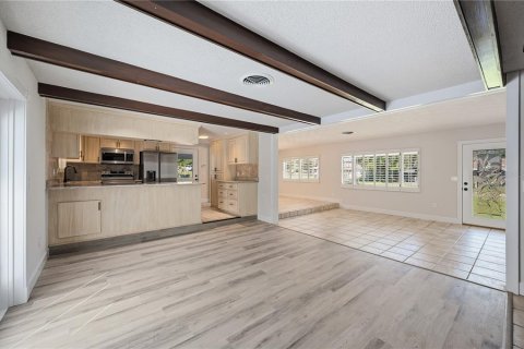 Villa ou maison à vendre à Lakeland, Floride: 4 chambres, 158.03 m2 № 2416682 - photo 12