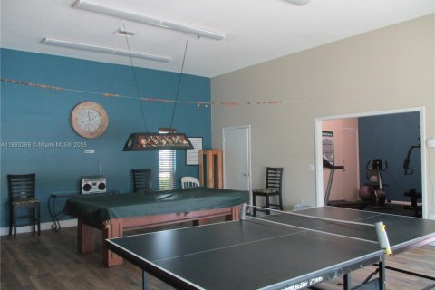 House in Stuart, Florida 2 bedrooms, 100.71 sq.m. № 1943556 - photo 28