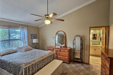 House in Valrico, Florida 4 bedrooms, 290.04 sq.m. № 1848567 - photo 14