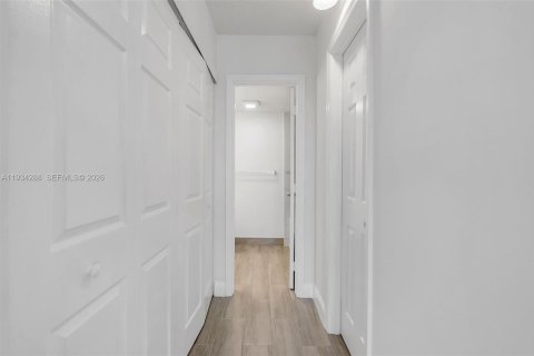 Copropriété à vendre à Coral Springs, Floride: 1 chambre, 56.3 m2 № 1996582 - photo 12