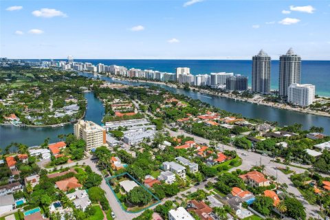 Casa en venta en Miami Beach, Florida, 3 dormitorios, 182.65 m2 № 1964277 - foto 23