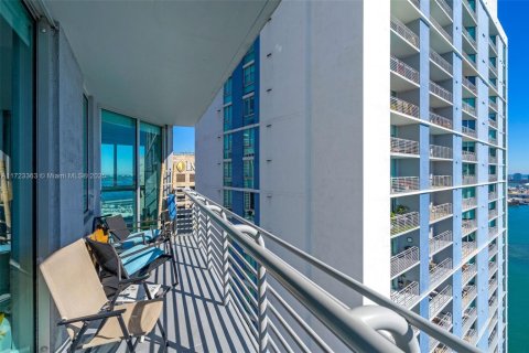 Condominio en venta en Miami, Florida, 3 dormitorios, 131.55 m2 № 2034738 - foto 25