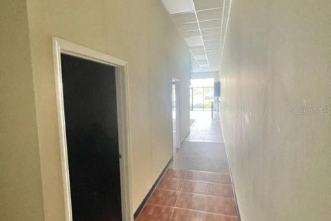 Propiedad comercial en alquiler en Orlando, Florida, 1157.56 m2 № 1826205 - foto 5