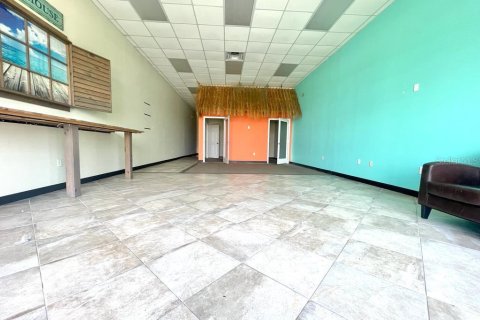 Propiedad comercial en alquiler en Orlando, Florida, 1157.56 m2 № 1826205 - foto 4