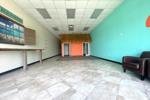 Propiedad comercial en alquiler en Orlando, Florida, 1157.56 m2 № 1826205 - foto 3
