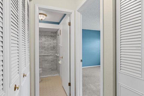 Copropriété à vendre à Bradenton, Floride: 1 chambre, 70.23 m2 № 1784282 - photo 10