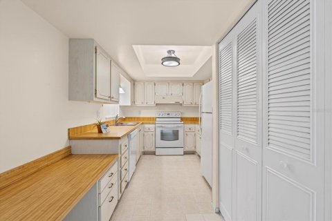 Copropriété à vendre à Bradenton, Floride: 1 chambre, 70.23 m2 № 1784282 - photo 8