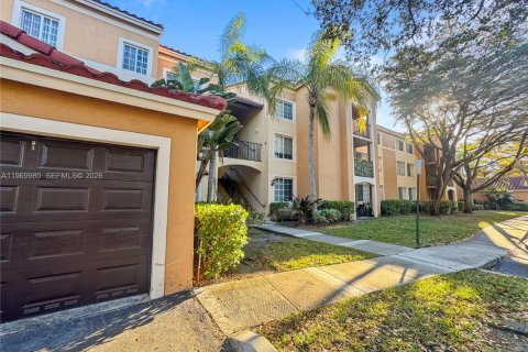 Condominio en alquiler en Miramar, Florida, 3 dormitorios, 104.52 m2 № 2033753 - foto 2