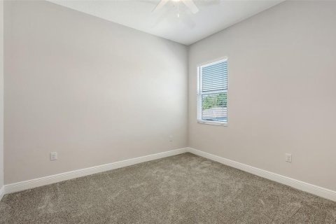 House in Bradenton, Florida 4 bedrooms, 186.18 sq.m. № 1855775 - photo 17