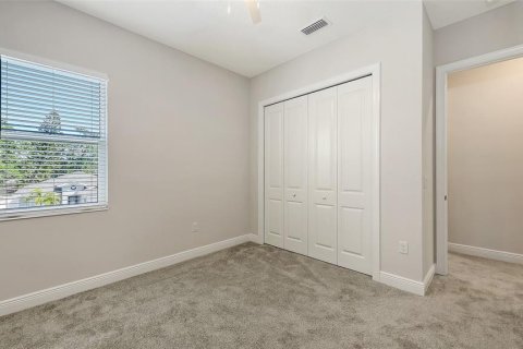 House in Bradenton, Florida 4 bedrooms, 186.18 sq.m. № 1855775 - photo 16