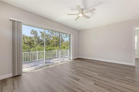 House in Bradenton, Florida 4 bedrooms, 186.18 sq.m. № 1855775 - photo 6