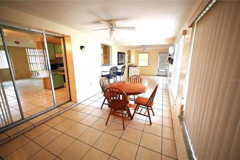 Casa en venta en North Port, Florida, 2 dormitorios, 124.95 m2 № 2213685 - foto 8