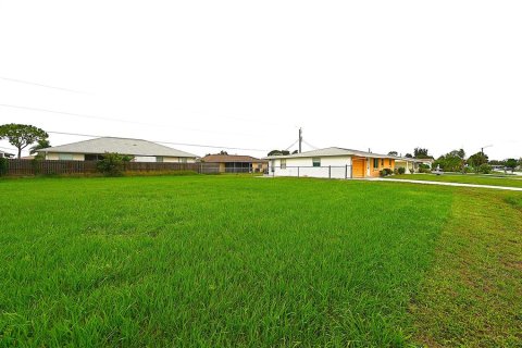 Casa en venta en North Port, Florida, 2 dormitorios, 124.95 m2 № 2213685 - foto 4