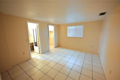 Casa en venta en North Port, Florida, 2 dormitorios, 124.95 m2 № 2213685 - foto 12