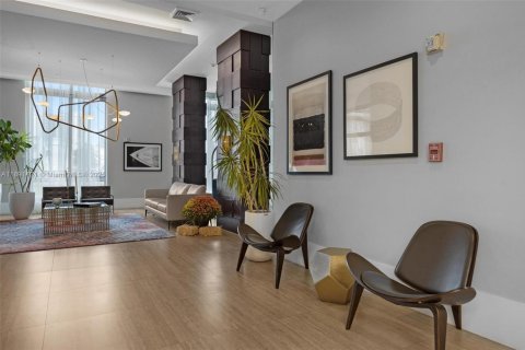 Condominio en venta en Hollywood, Florida, 1 dormitorio, 74.32 m2 № 1943807 - foto 14
