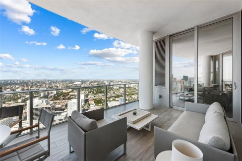 Copropriété à vendre à Miami, Floride: 4 chambres, 307.69 m2 № 2077133 - photo 20