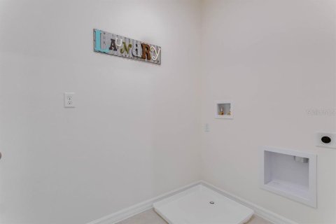 Villa ou maison à vendre à New Smyrna Beach, Floride: 5 chambres, 241.64 m2 № 1785452 - photo 26