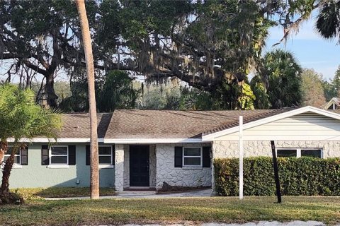 House in Tampa, Florida 3 bedrooms, 154.87 sq.m. № 2097299 - photo 2