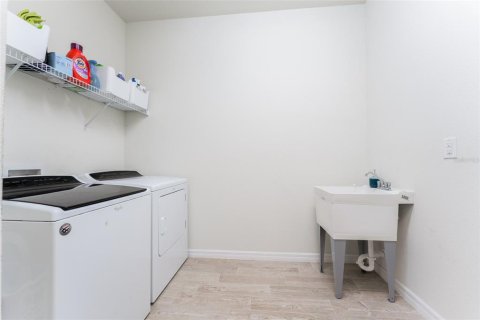 Casa en venta en Riverview, Florida, 4 dormitorios, 271.92 m2 № 1899890 - foto 30