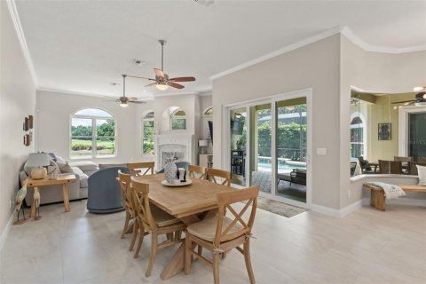 House in Orlando, Florida 5 bedrooms, 340.21 sq.m. № 1802119 - photo 29
