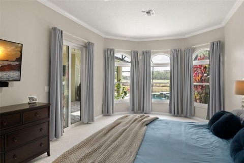 House in Orlando, Florida 5 bedrooms, 340.21 sq.m. № 1802119 - photo 14