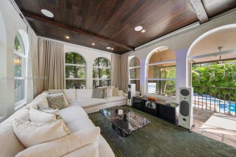 Casa en venta en Miami, Florida, 4 dormitorios, 308.9 m2 № 2070848 - foto 16