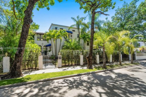 Casa en venta en Miami, Florida, 4 dormitorios, 308.9 m2 № 2070848 - foto 4