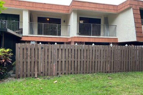 Adosado en alquiler en North Lauderdale, Florida, 3 dormitorios № 1217209 - foto 1