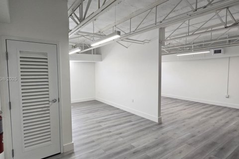 Immobilier commercial à vendre à North Miami, Floride № 2158074 - photo 15