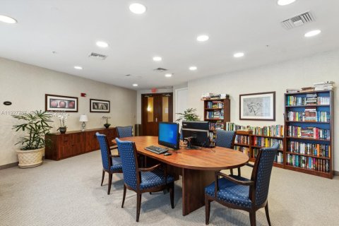 Condominio en venta en Aventura, Florida, 2 dormitorios, 109.16 m2 № 1988112 - foto 25
