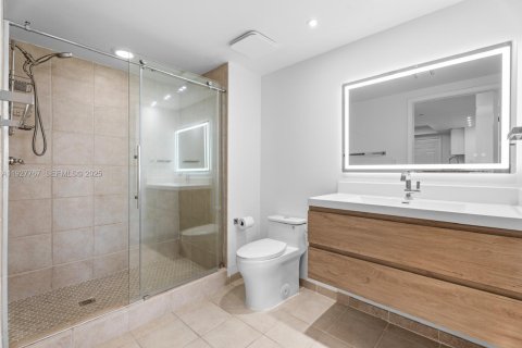 Condominio en venta en Aventura, Florida, 2 dormitorios, 109.16 m2 № 1988112 - foto 16