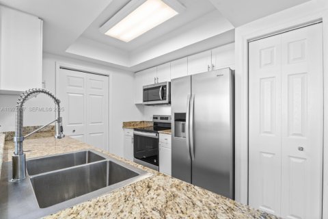 Condominio en venta en Aventura, Florida, 2 dormitorios, 109.16 m2 № 1988112 - foto 10