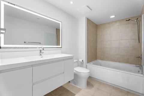 Condominio en venta en Aventura, Florida, 2 dormitorios, 109.16 m2 № 1988112 - foto 23